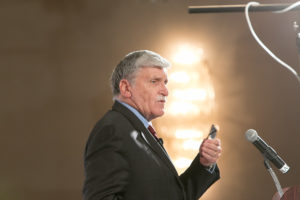 Romeo Dallaire virtual leadership speaker